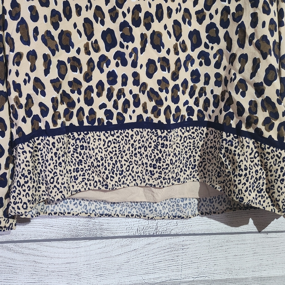 Vineyard Vines Leopard Print Women's Top, Size S - Picture 3 of 11